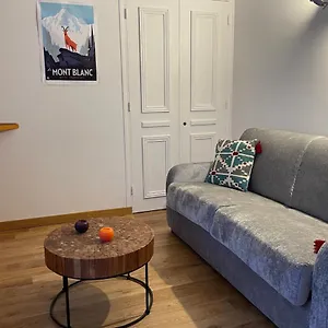 studio-with-balcony-in-chamonix.hotels-rhonealpes.com/