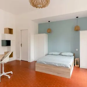 charmant-appartement-en-hypercentre-marseille-longchamp.fr-provencehotel.com/