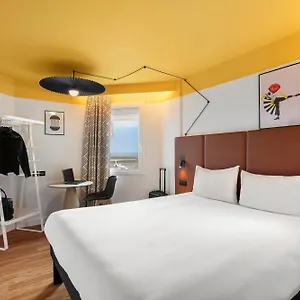 Ibis Aeroport Promenade Des Hotel Nisa