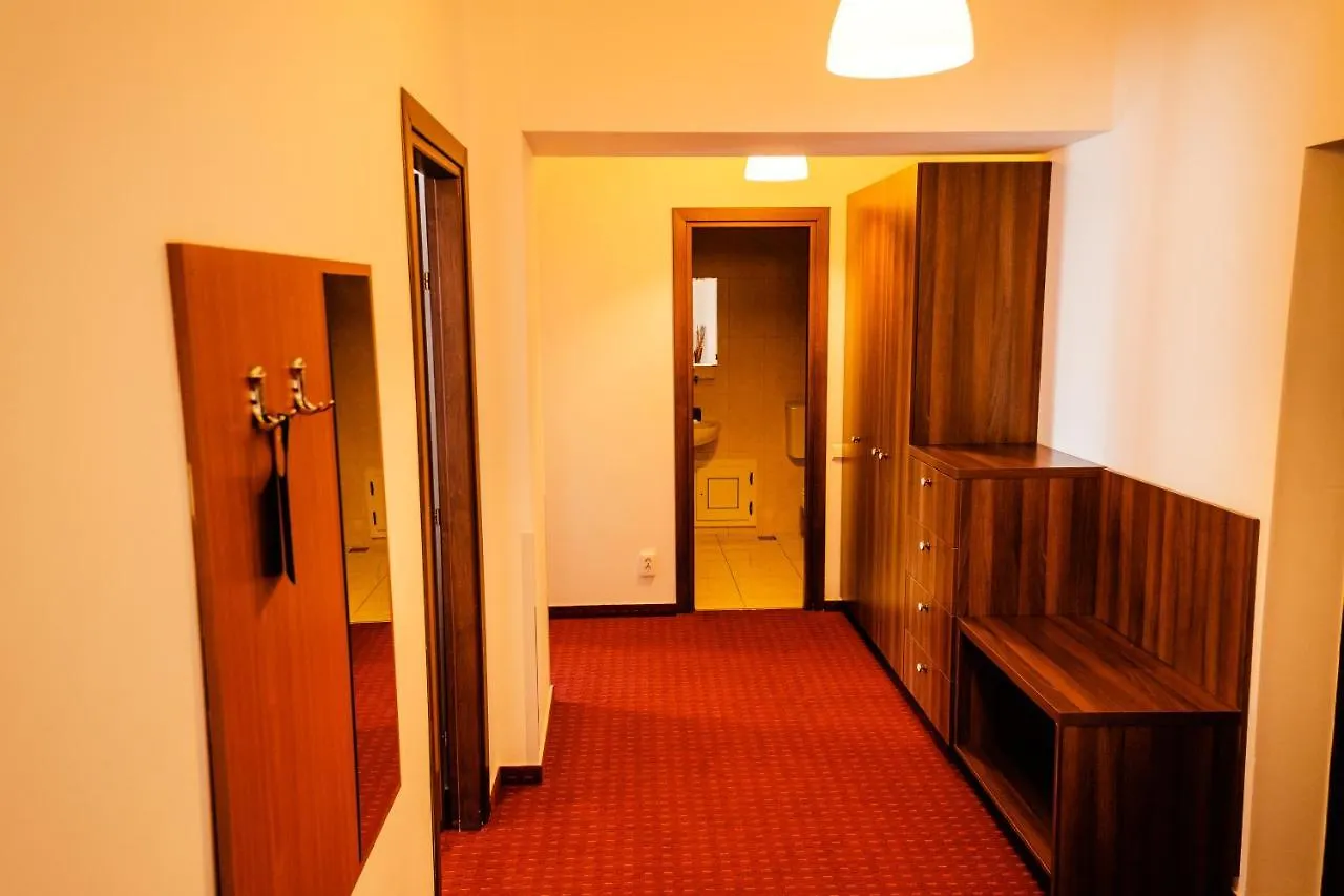 West Gate Studios بوخارست